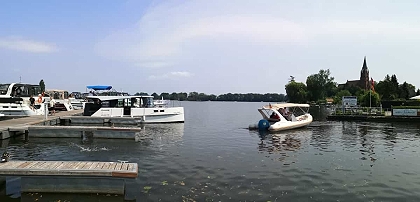 Urlaub in einer Ferienwohnung mit Hund an der Müritz - Hafen von Röbel